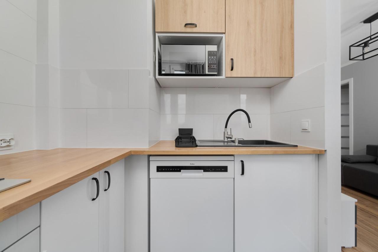 Apartament Studzienna Wroclaw By Noclegi Renters Exterior photo
