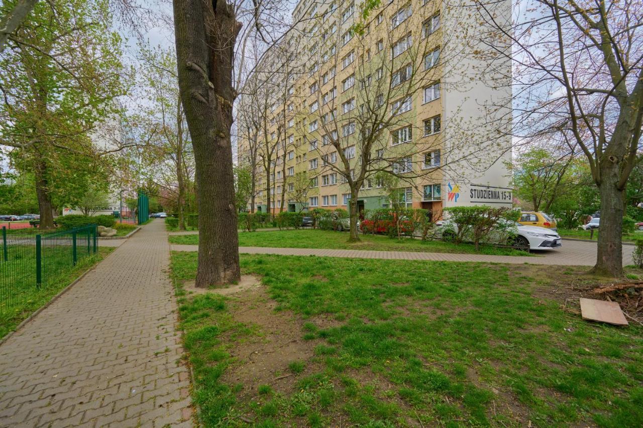 Apartament Studzienna Wroclaw By Noclegi Renters Exterior photo